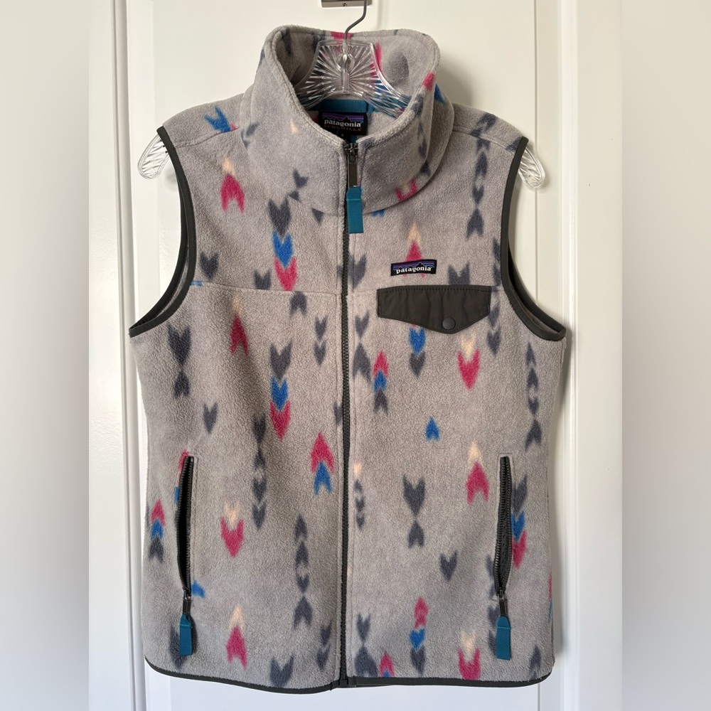 Women’s Patagonia Synchilla Snap T Vest “Wish Tails” print